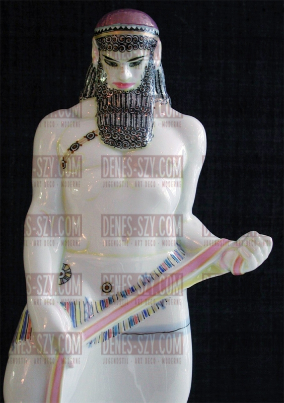 KPM Berlin Amberg Hochzeitszug porcelain figure Assyrians