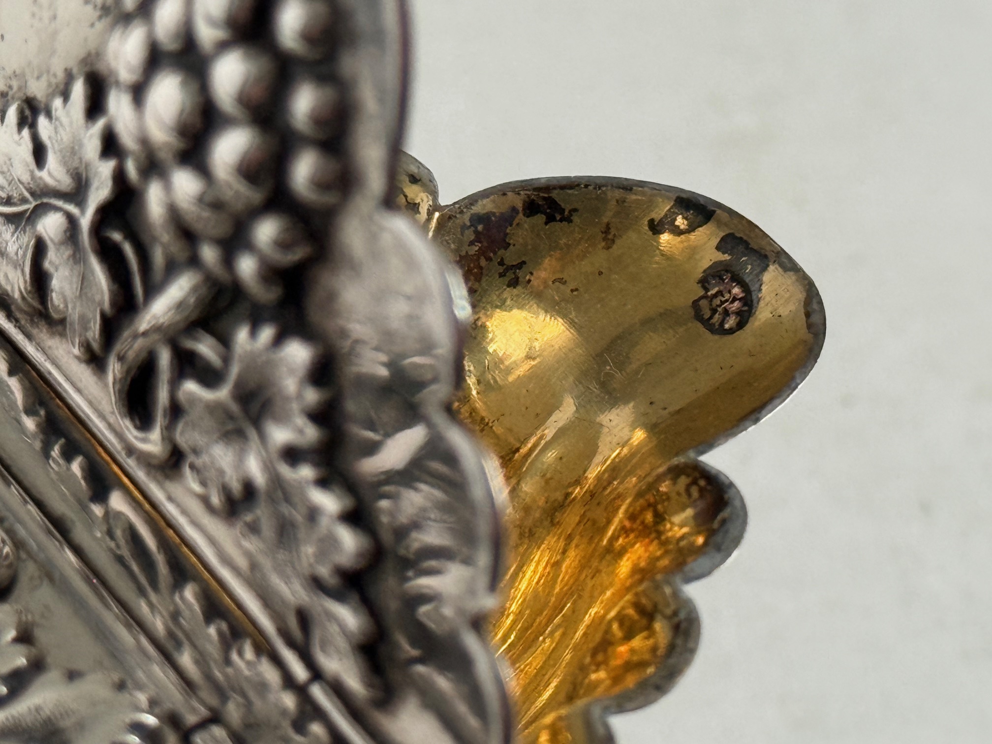 Doppel-Salzgefäß in Schiffchenform, (Weihrauchschiffchen) Silber 13 Lot, Wien ca.1840