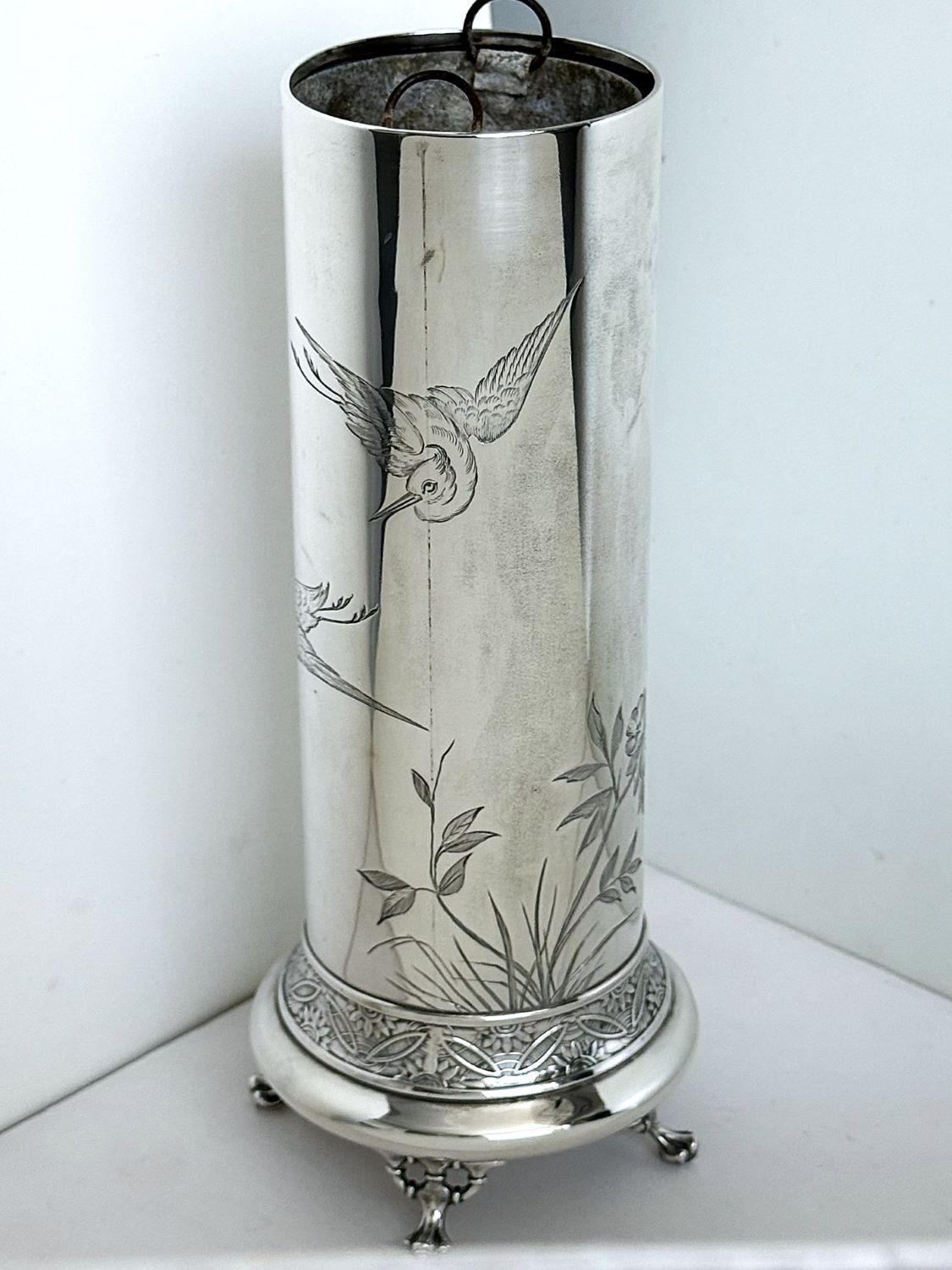 Tiffany & Co., New York, Union Square, ca. 1880–1891 Japonesque Sterling Silber Vase