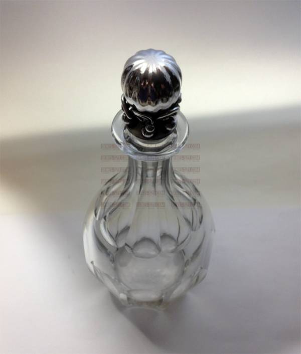GEORG JENSEN GRAPES COLLECTION DECANTER #100 BACCARAT CRYSTAL